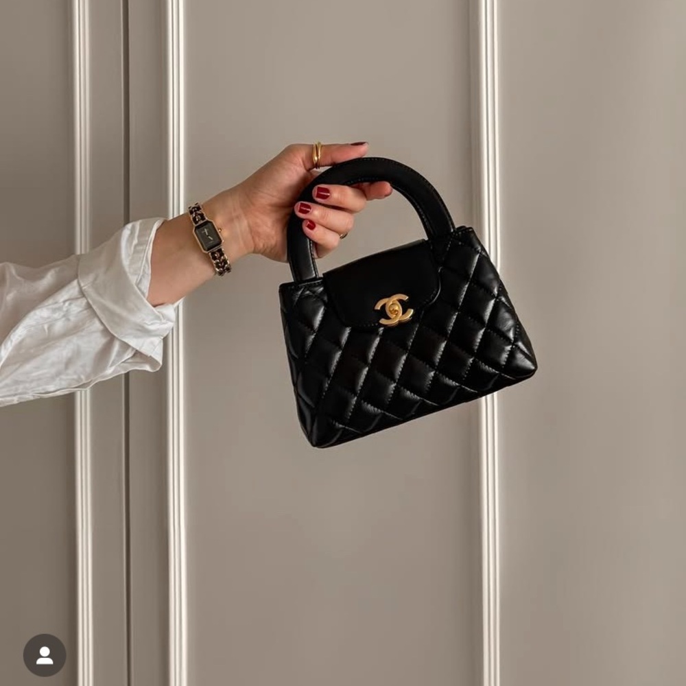 Chanel small Kelly bag. Black calf leather